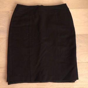 Le Chateau Black Pencil Skirt Size 3/4 (Small)